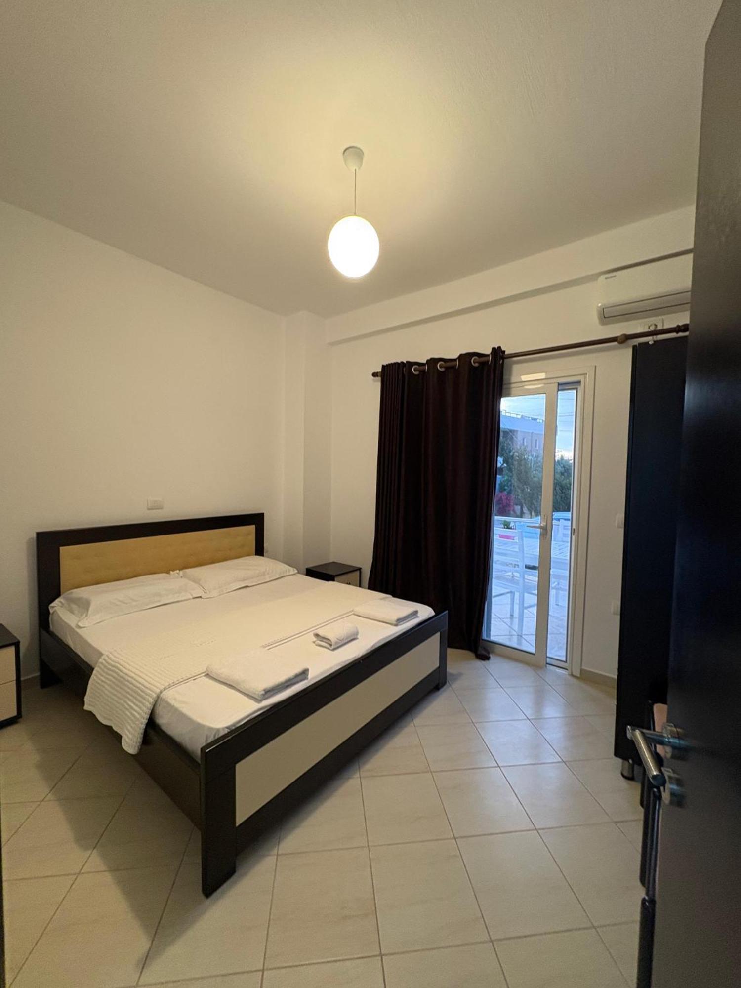Xhonis Apartments Ksamil Exterior foto